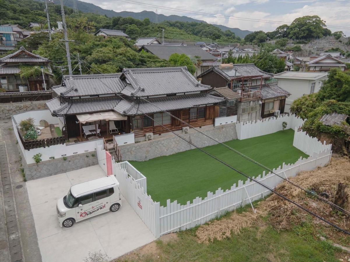 Hostal ドッグラン併設 しまなみ御殿 Imabari Railway Station Exterior foto