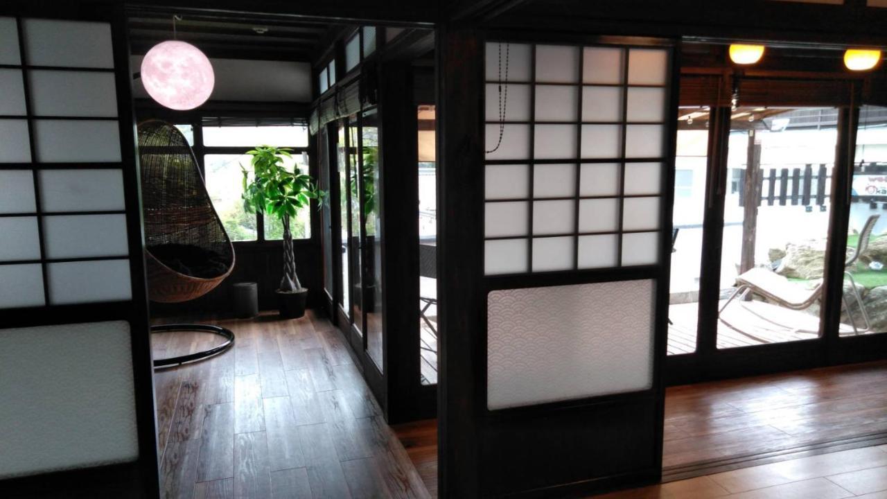 Hostal ドッグラン併設 しまなみ御殿 Imabari Railway Station Exterior foto