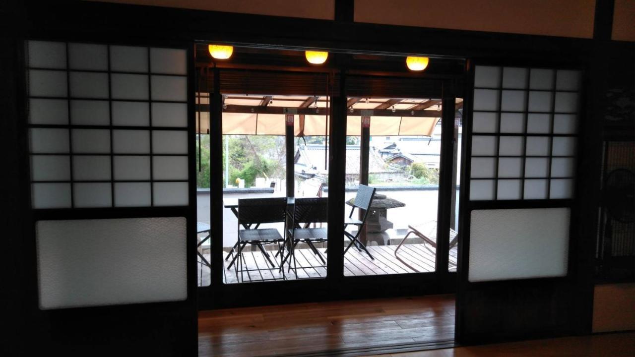 Hostal ドッグラン併設 しまなみ御殿 Imabari Railway Station Exterior foto
