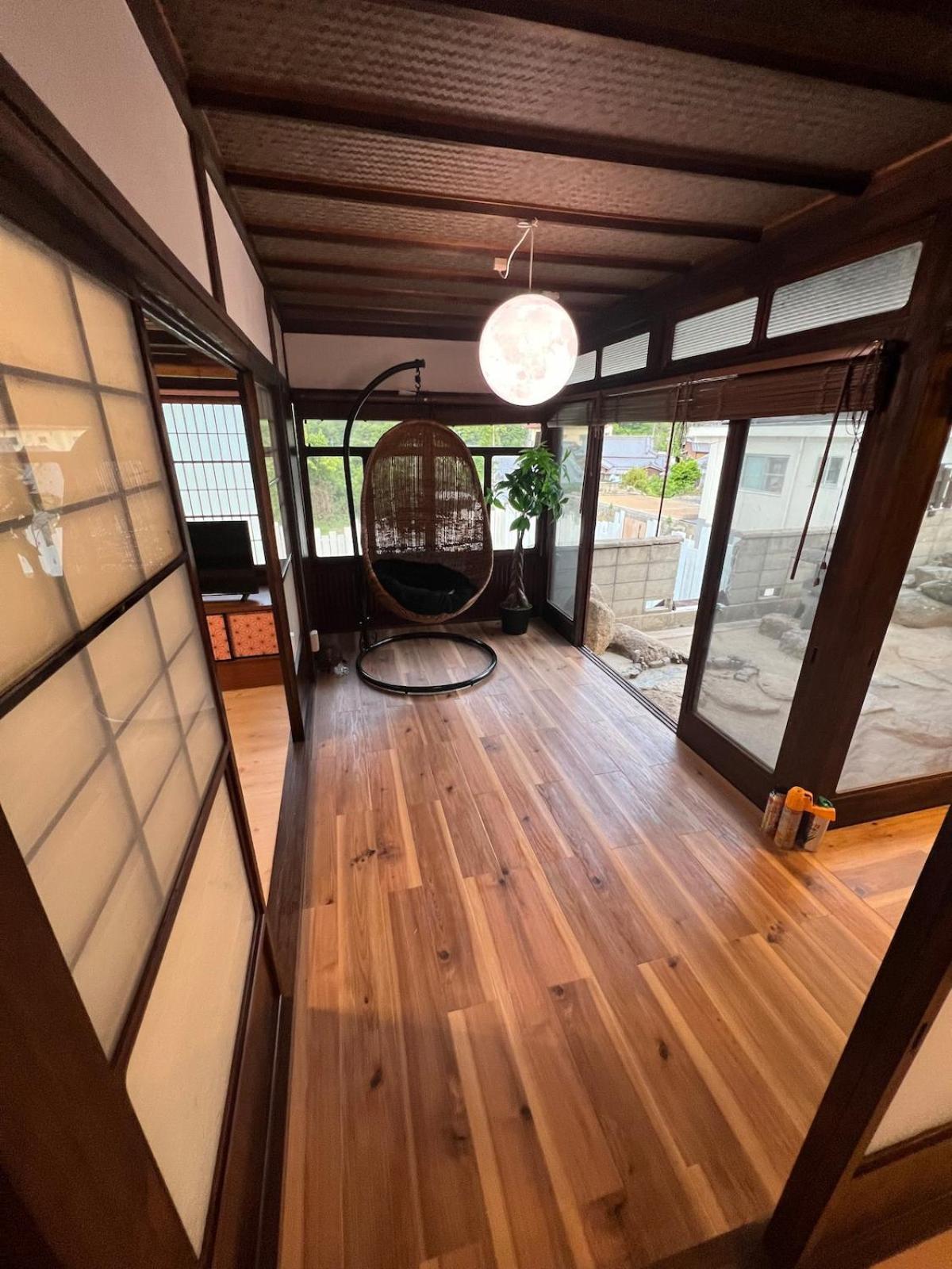 Hostal ドッグラン併設 しまなみ御殿 Imabari Railway Station Exterior foto